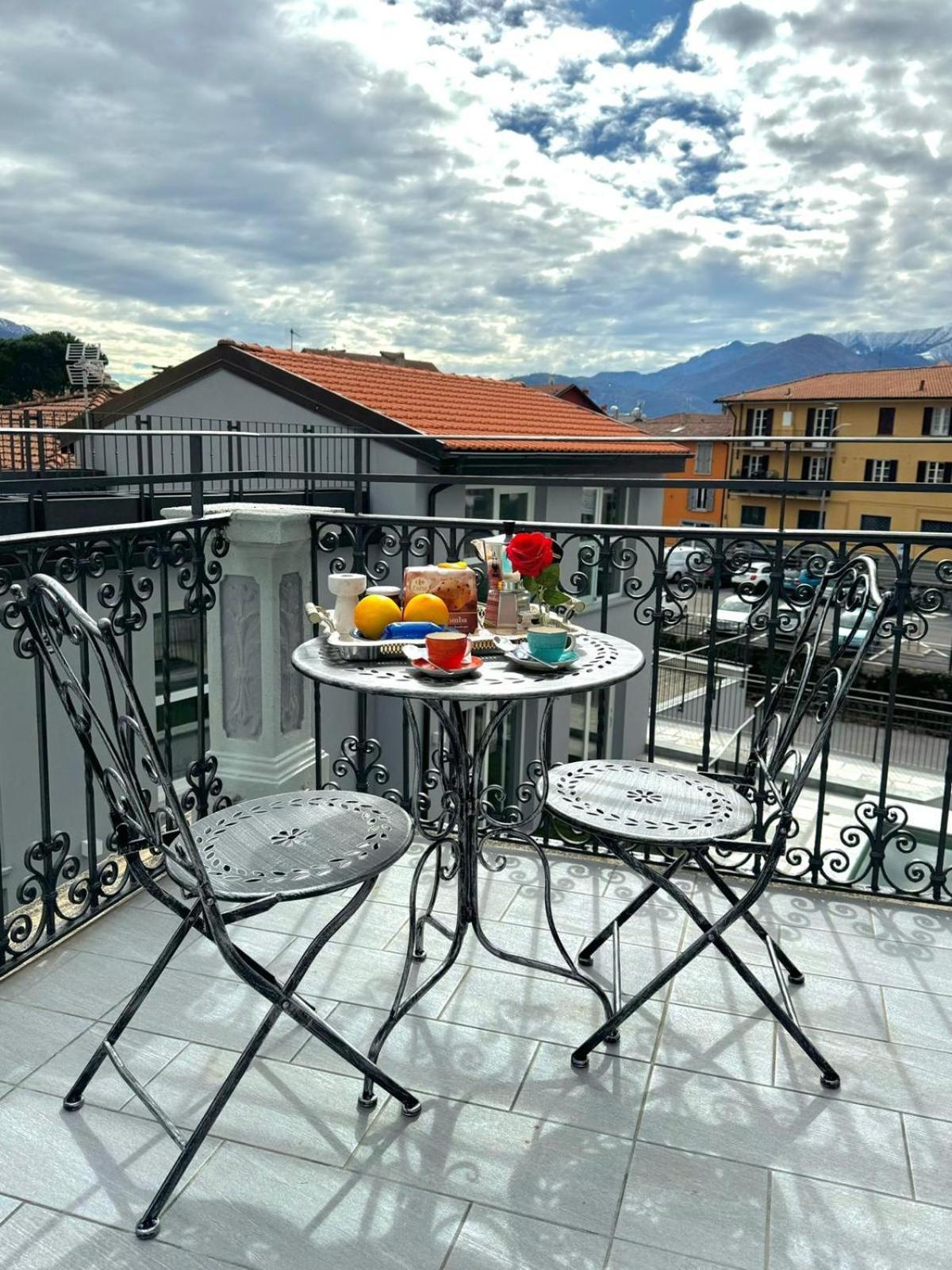 Apt. Aquarius Oasi Di Menaggio Luaran gambar
